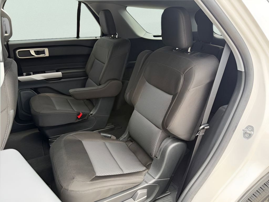 Certified 2023 Ford Explorer XLT RWD image 26