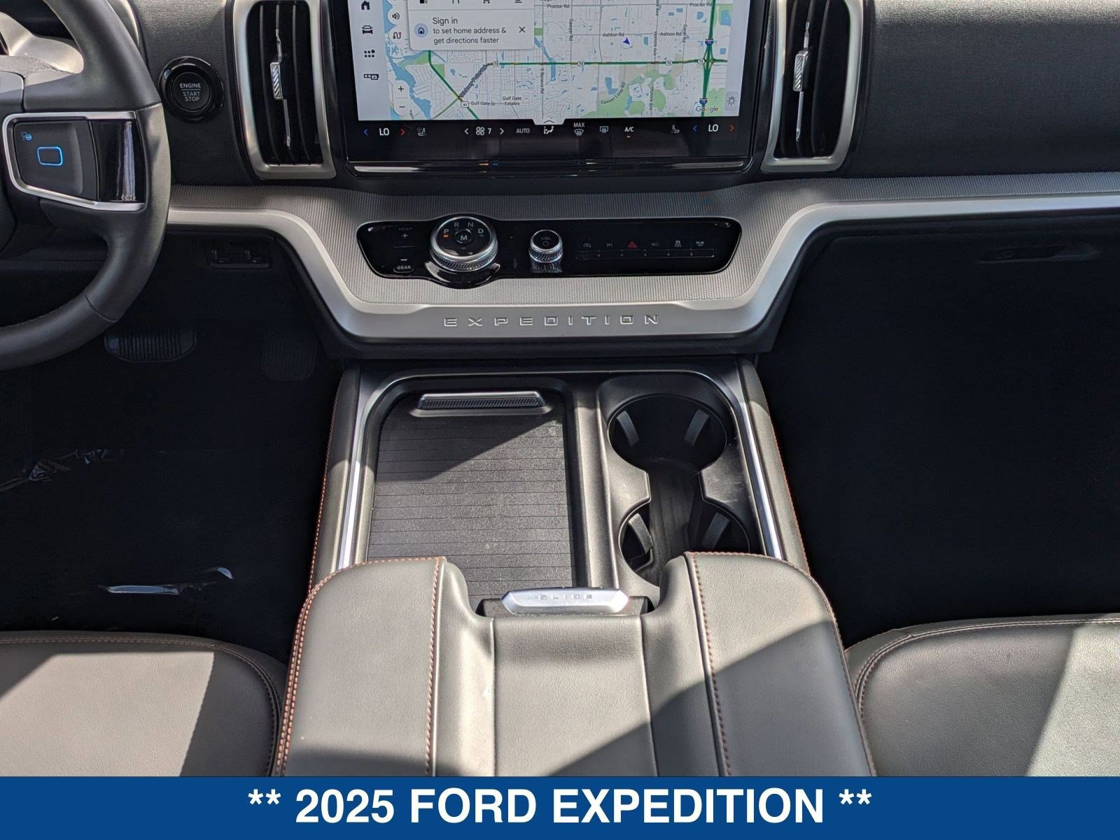 Certified 2025 Ford Expedition Active image 23