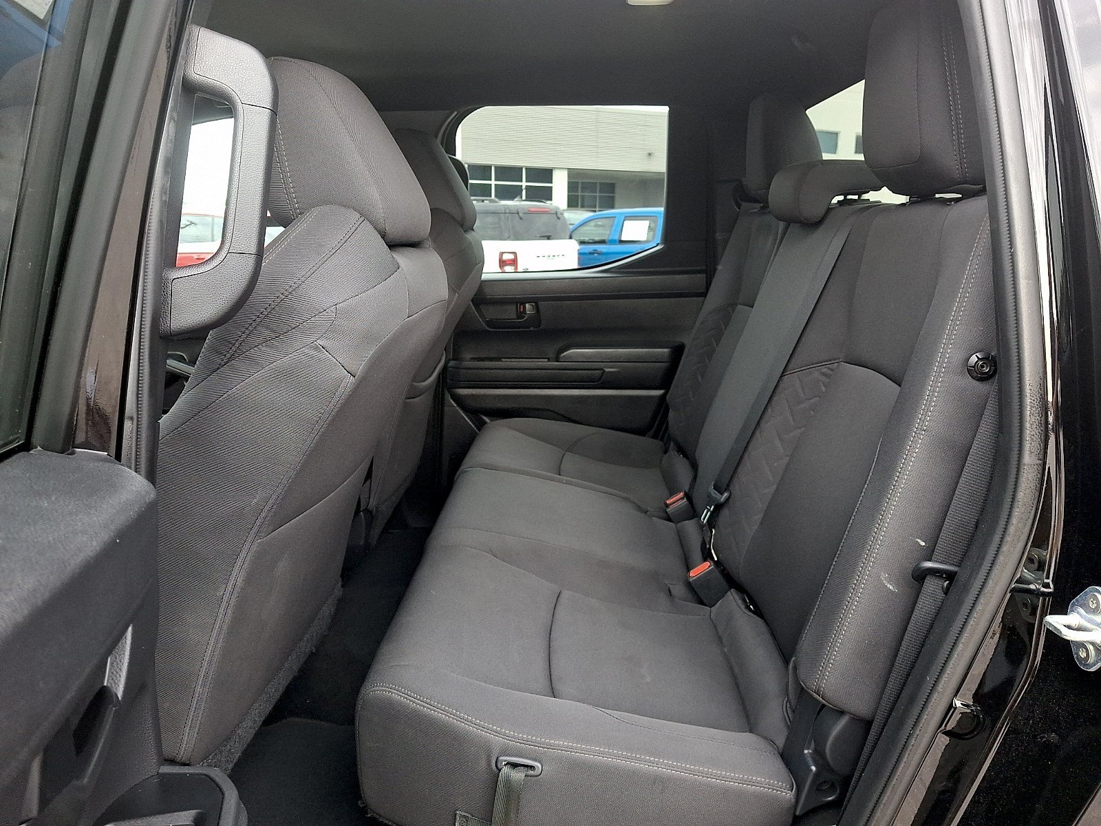Used 2025 Toyota Tacoma SR5 RWD image 10
