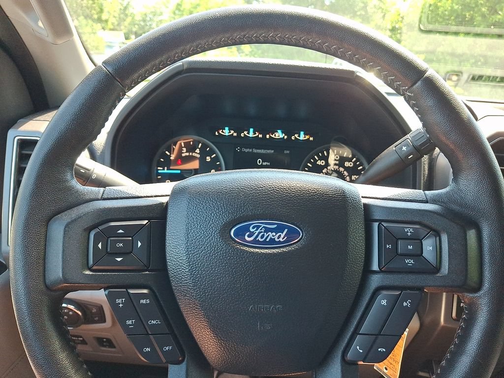 Certified 2019 Ford F150 XLT w/ Equipment Group 302A Luxury AWD/4WD image 20