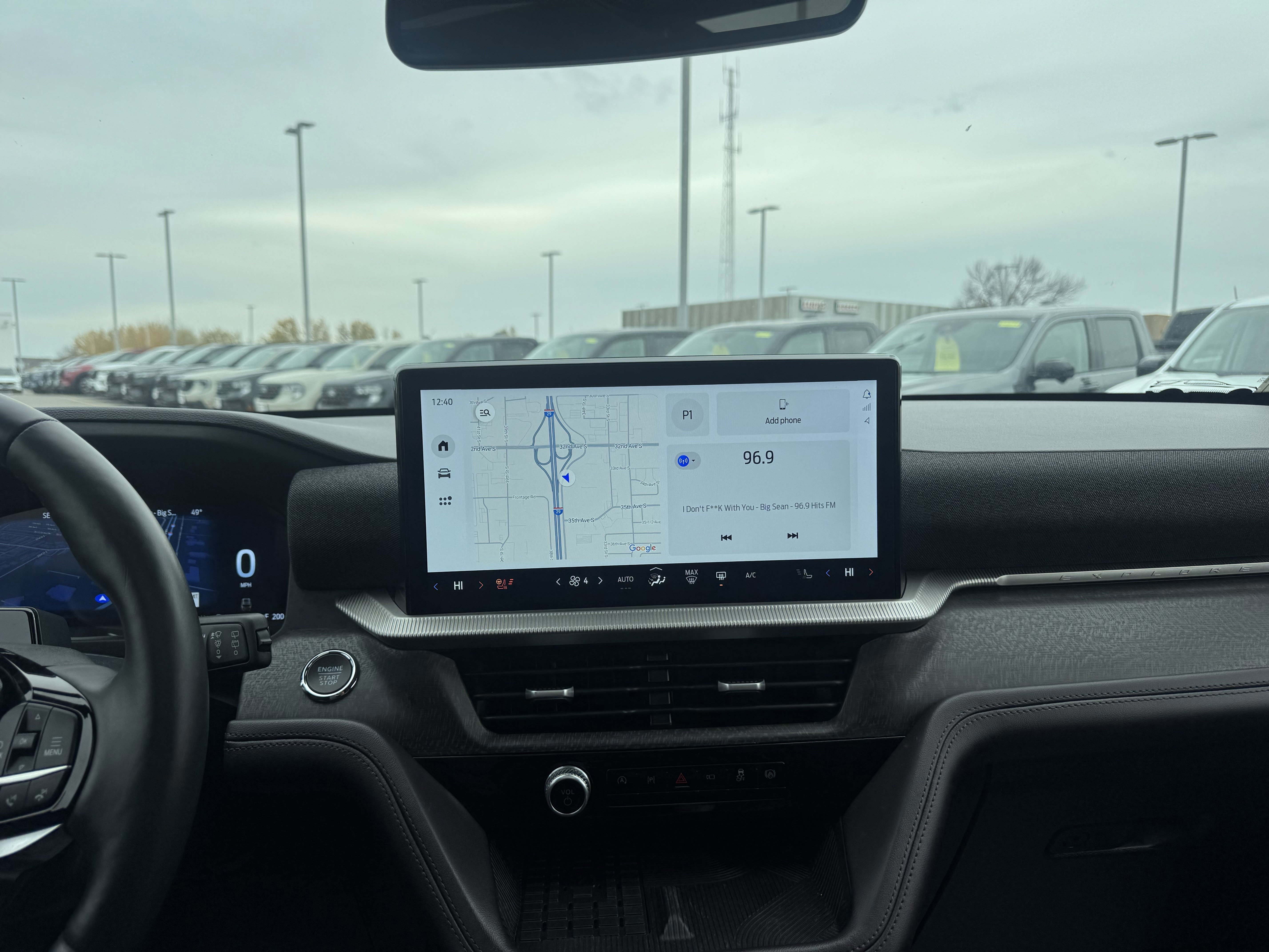 Certified 2025 Ford Explorer Platinum w/ LUX Leather Package image 16