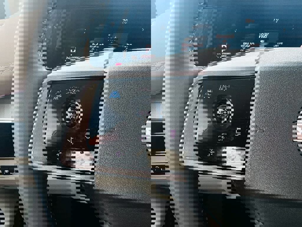 Used 2026 Nissan Murano Platinum w/ Cargo Package image 25