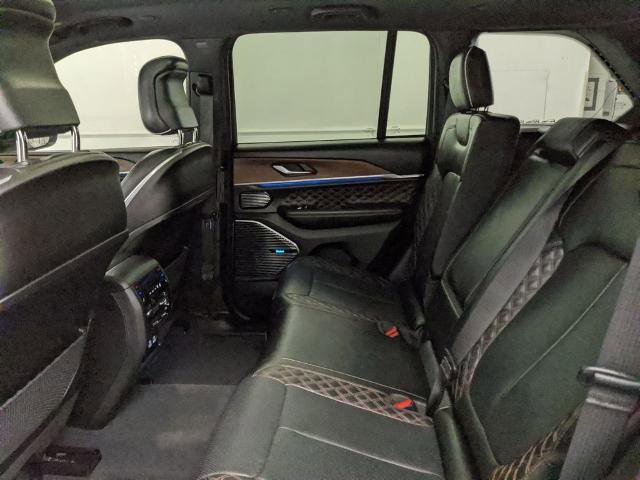 Used 2023 Jeep Grand Cherokee Summit image 18