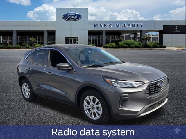 Certified 2023 Ford Escape Active FWD image 9
