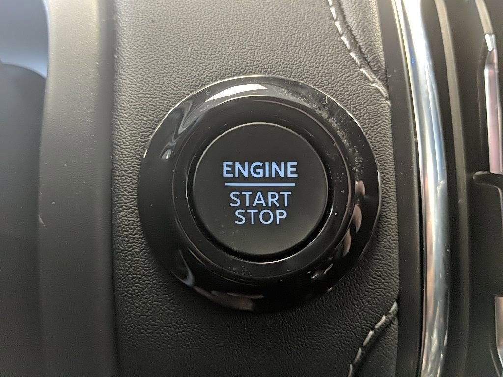 Certified 2025 Ford Expedition Max Platinum image 31