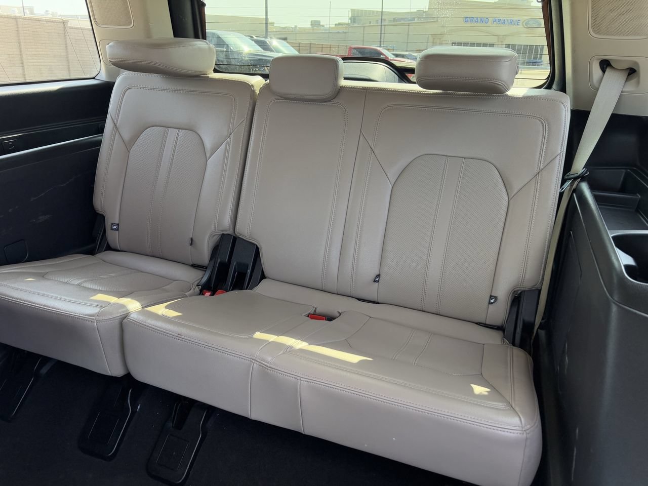 Certified 2024 Ford Expedition Limited RWD image 31