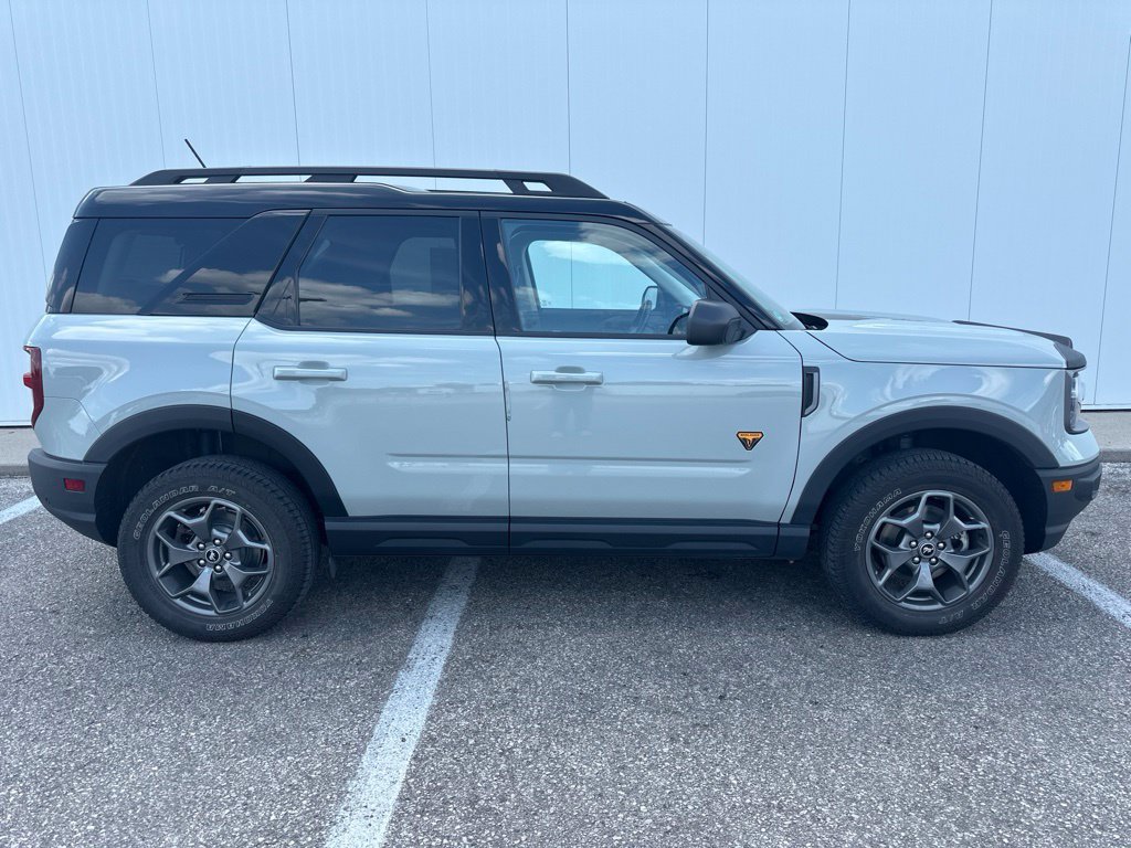 Certified 2023 Ford Bronco Sport Badlands w/ Premium Package AWD/4WD image 9