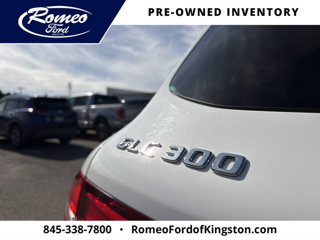 Used 2018 Mercedes-Benz GLC 300 4MATIC image 31
