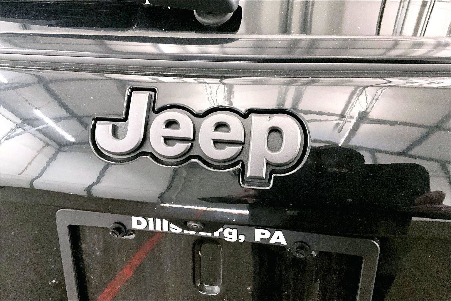 Used 2024 Jeep Compass Limited w/ High Altitude Package image 13