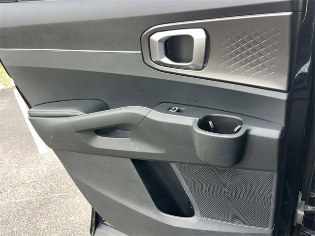 Used 2024 Kia Sorento S image 18