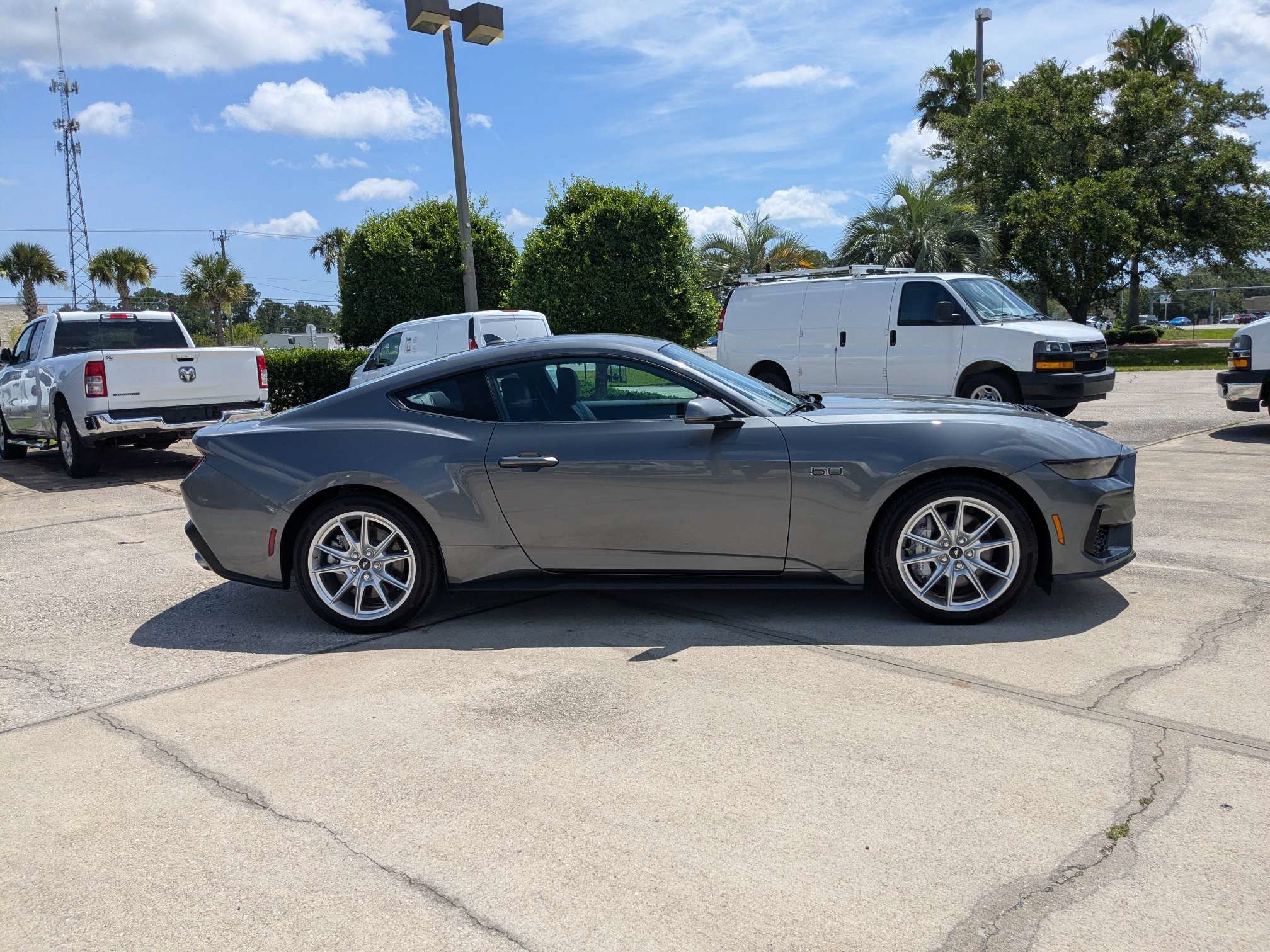 Certified 2025 Ford Mustang GT Premium RWD image 3
