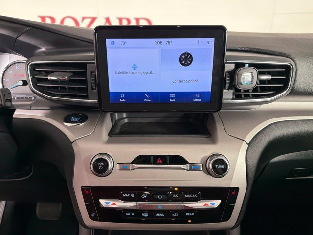 Certified 2023 Ford Explorer XLT w/ Equipment Group 202A RWD image 24