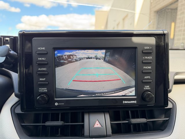 Used 2021 Toyota RAV4 XLE w/ Convenience Package image 30