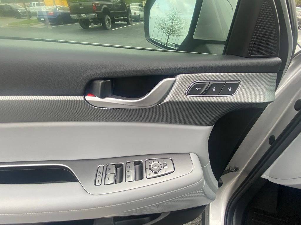 Used 2025 Hyundai Palisade SEL image 11