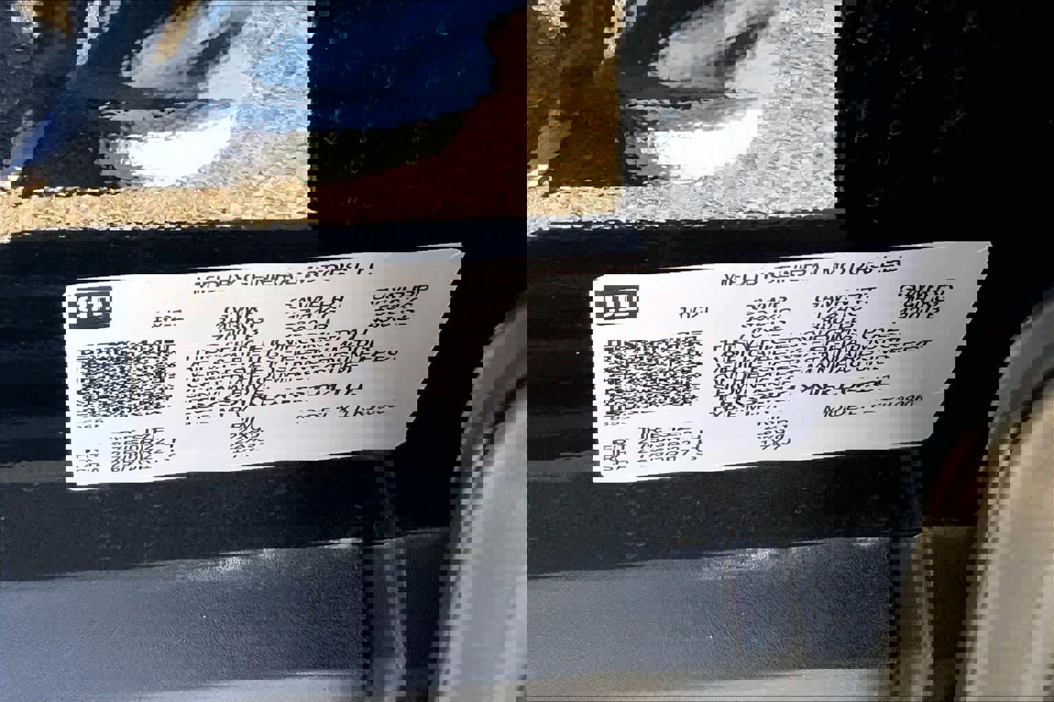 Used 2022 GMC Yukon XL Denali w/ Denali Premium Package image 32