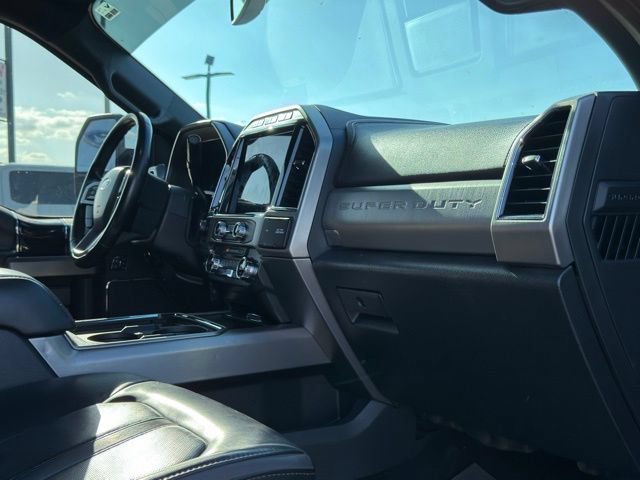 Certified 2022 Ford F250 Platinum w/ FX4 Off-Road Package AWD/4WD image 20