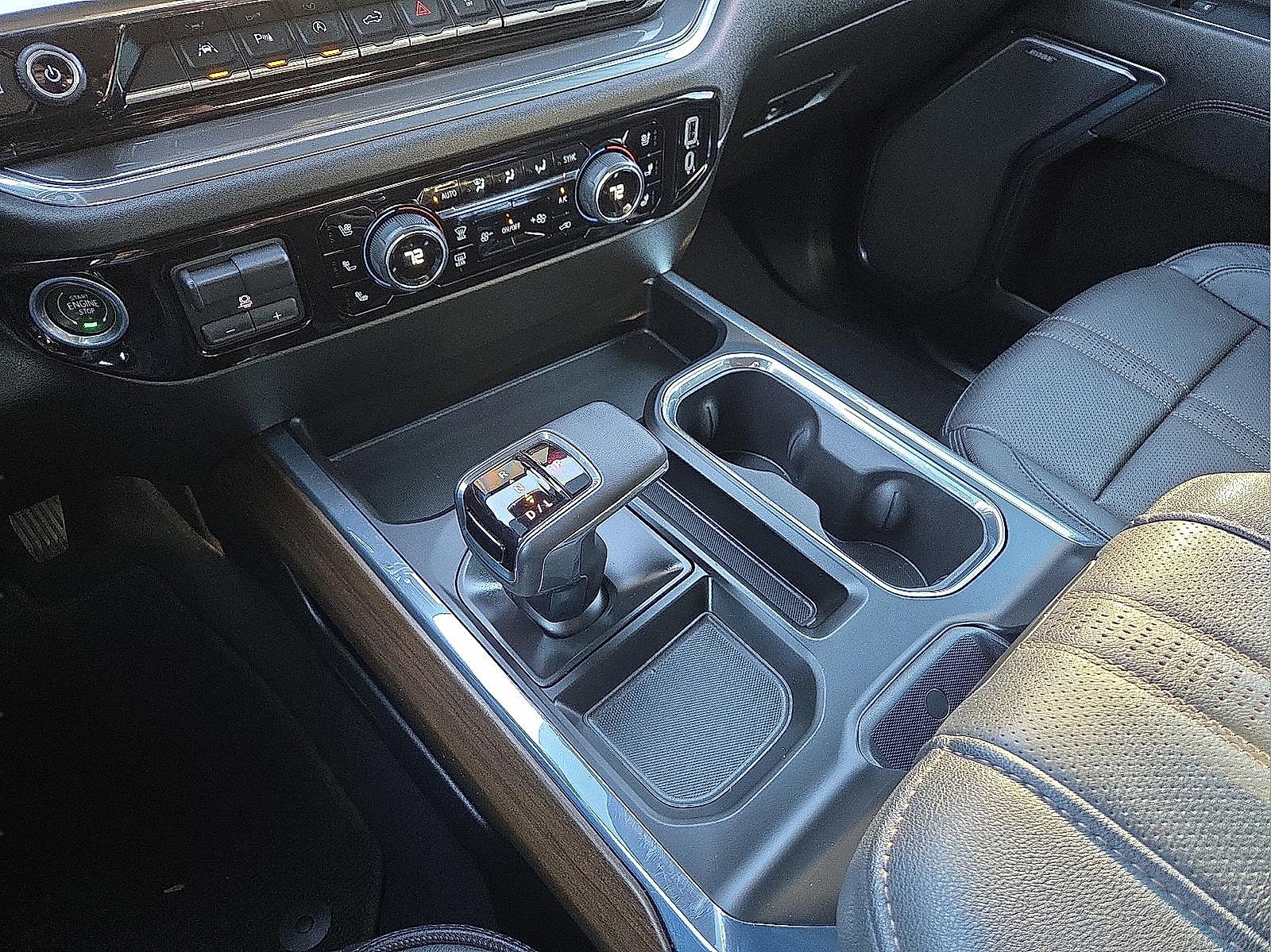 Used 2024 Chevrolet Silverado 1500 High Country w/ Technology Package image 25