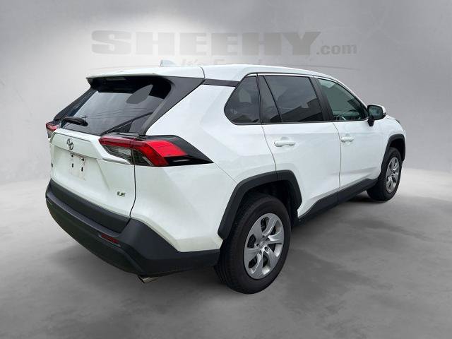 Used 2022 Toyota RAV4 LE FWD image 13