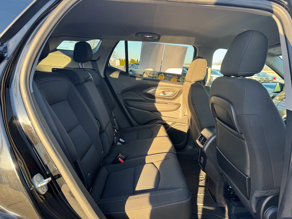 Used 2023 GMC Terrain SLE w/ Driver Convenience Package image 20