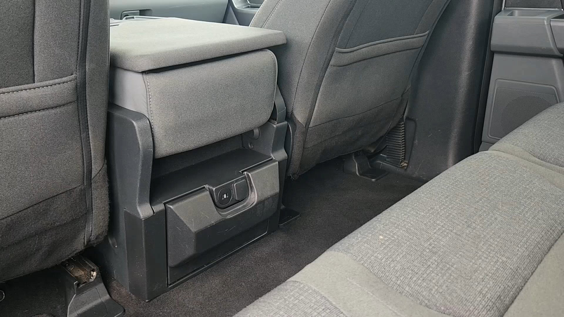 Certified 2025 Ford F150 XLT w/ Equipment Group 301A Standard image 18