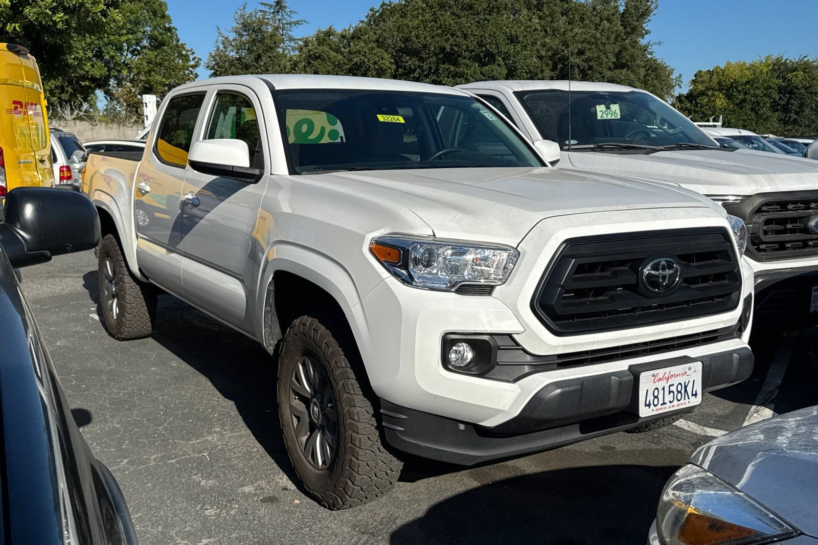 Used 2022 Toyota Tacoma SR AWD/4WD image 2