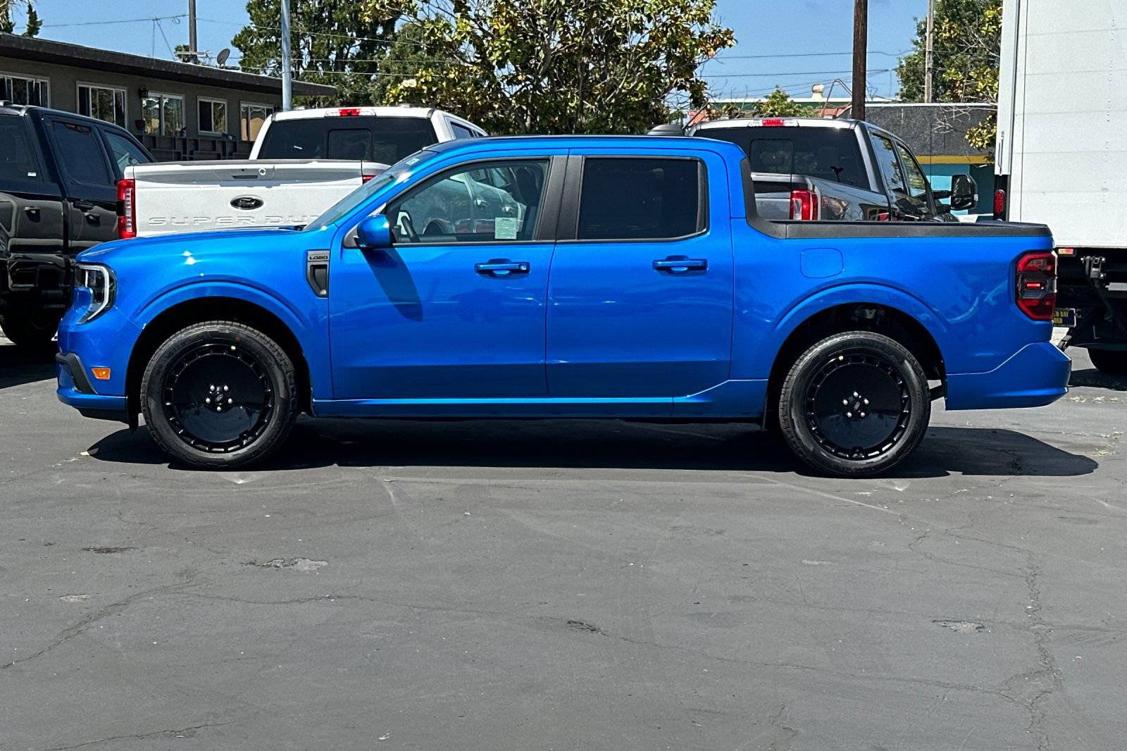 Certified 2025 Ford Maverick Lobo AWD/4WD image 9