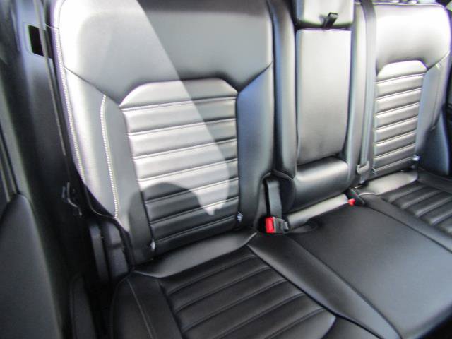 Certified 2019 Ford Edge SEL w/ Equipment Group 201A AWD/4WD image 3