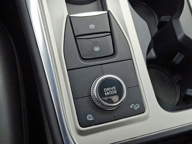 Certified 2023 Ford Explorer XLT w/ Equipment Group 202A image 26