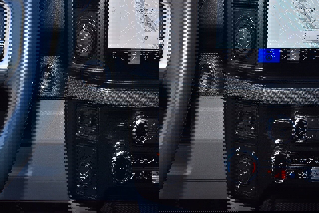 Certified 2024 Ford F250 Limited w/ FX4 Off-Road Package image 30