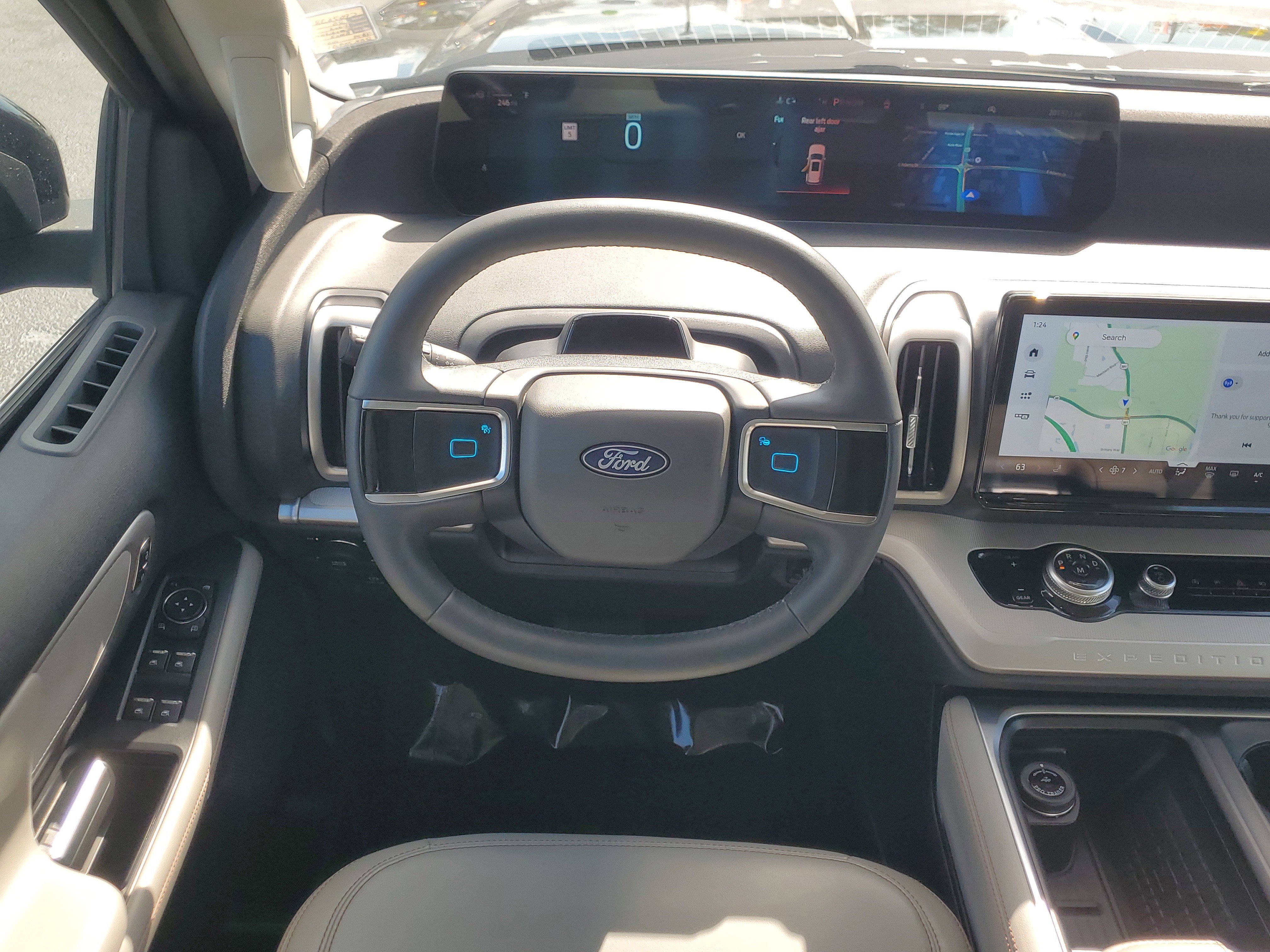 Certified 2025 Ford Expedition Active image 19