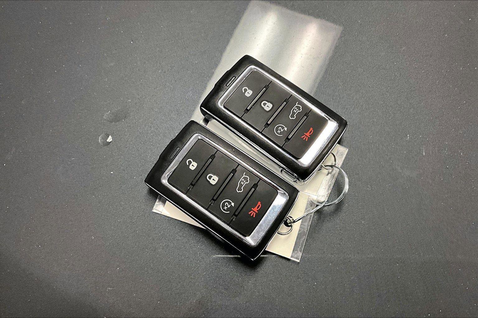 Used 2023 Jeep Grand Cherokee L Laredo image 9