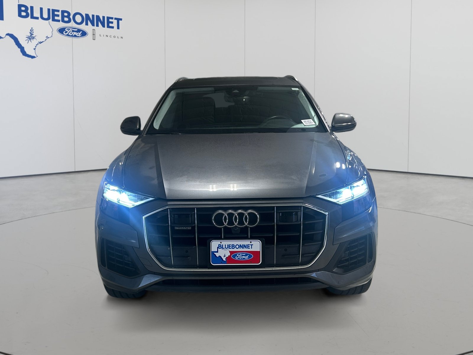 Used 2022 Audi Q8 Premium Plus AWD/4WD image 2