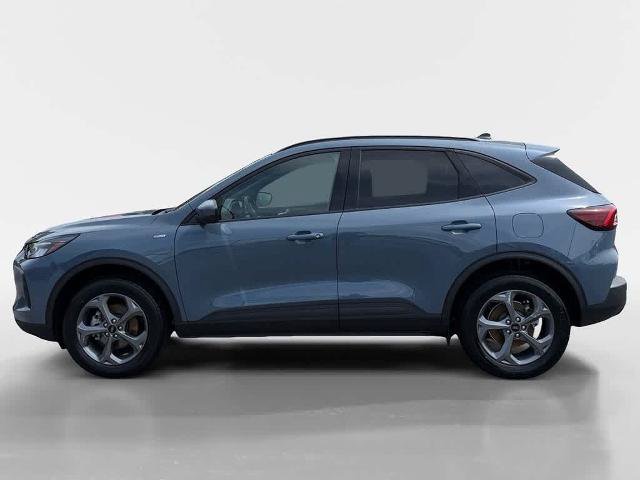 Certified 2025 Ford Escape ST-Line Select AWD/4WD image 2