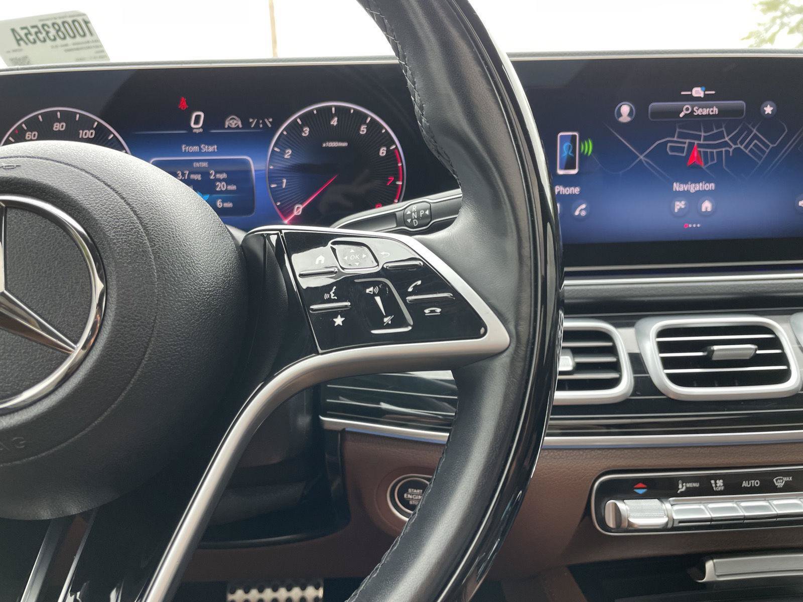 Used 2024 Mercedes-Benz GLS 450 4MATIC image 14