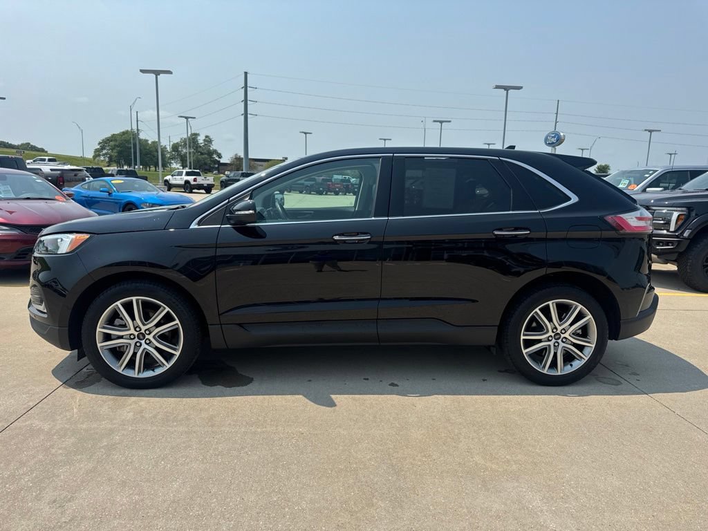 Certified 2024 Ford Edge Titanium AWD/4WD image 24