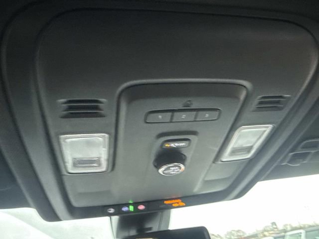 Used 2021 Chevrolet Suburban RST image 27