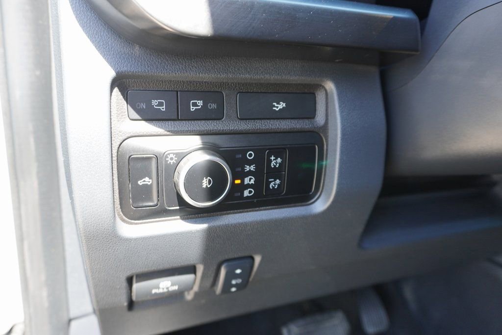 Certified 2024 Ford F250 Lariat w/ Sport Appearance Package image 13