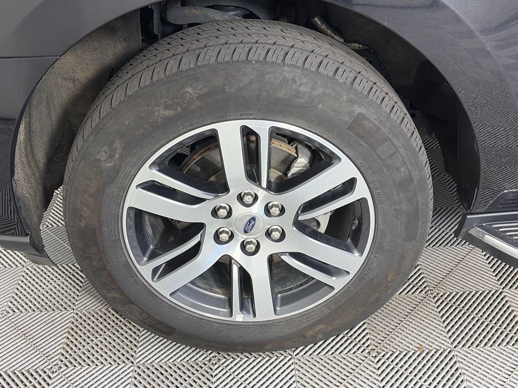 Certified 2023 Ford Expedition Limited AWD/4WD image 8