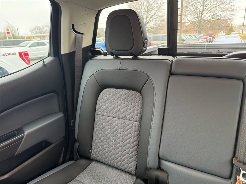 Used 2020 Chevrolet Colorado Z71 image 12