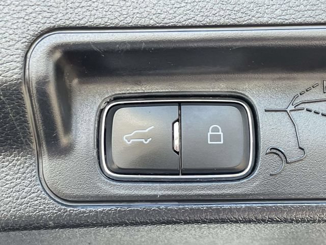 Certified 2020 Ford Explorer XLT AWD/4WD image 10