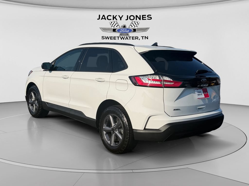 Certified 2024 Ford Edge SEL w/ Sport Appearance Package AWD/4WD image 3