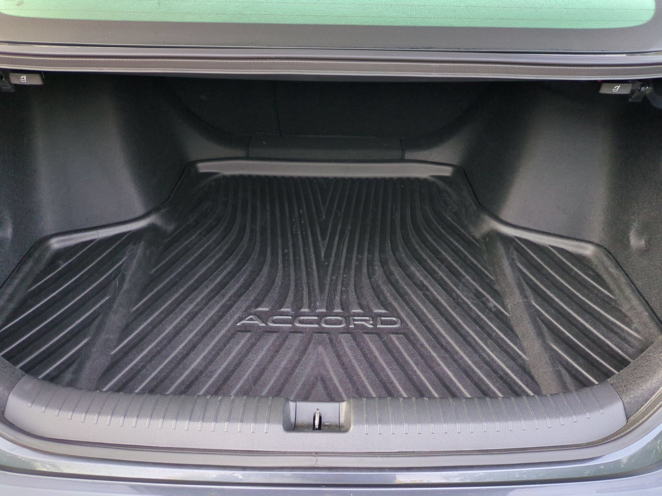 Used 2025 Honda Accord SE image 34