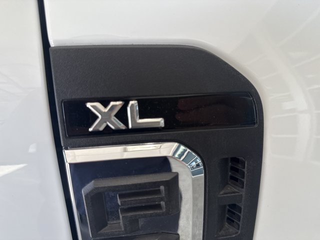 Certified 2025 Ford F350 XL w/ XL Chrome Package RWD image 16
