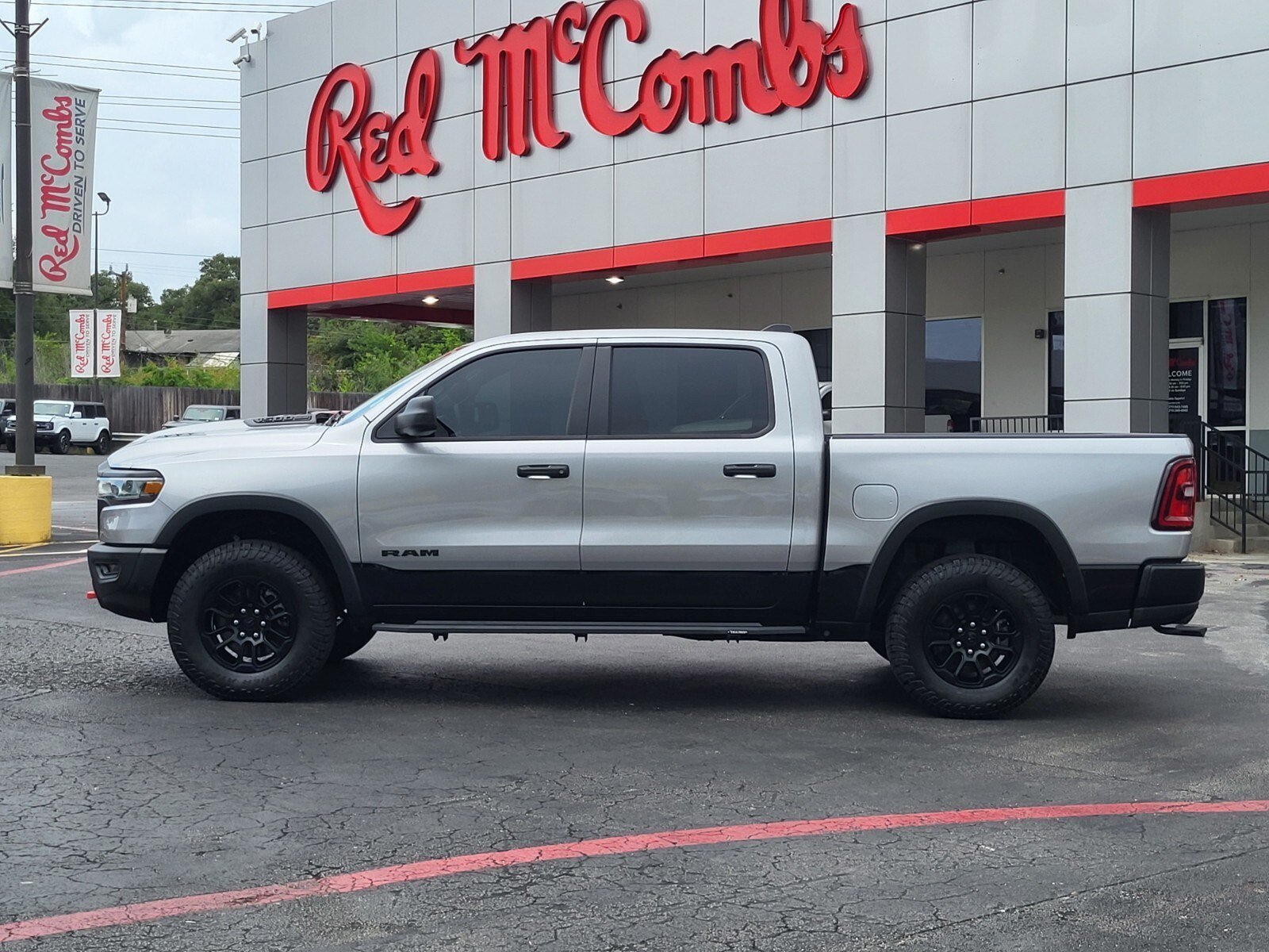 Used 2025 RAM 1500 Rebel AWD/4WD image 7