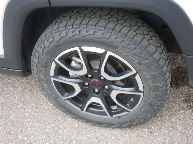 Used 2025 Jeep Compass Trailhawk AWD/4WD image 8