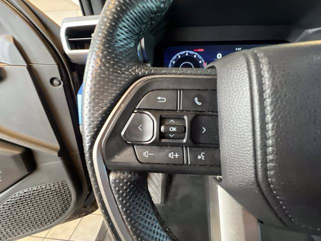 Used 2025 Toyota Tacoma TRD Off-Road AWD/4WD image 19