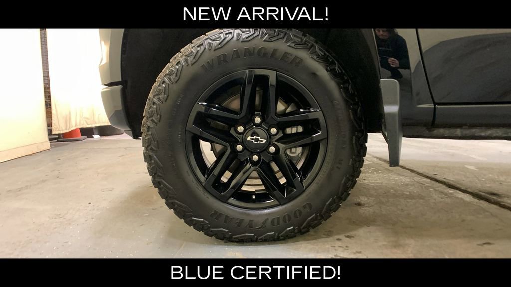 Used 2024 Chevrolet Silverado 1500 Custom Trail Boss AWD/4WD image 40