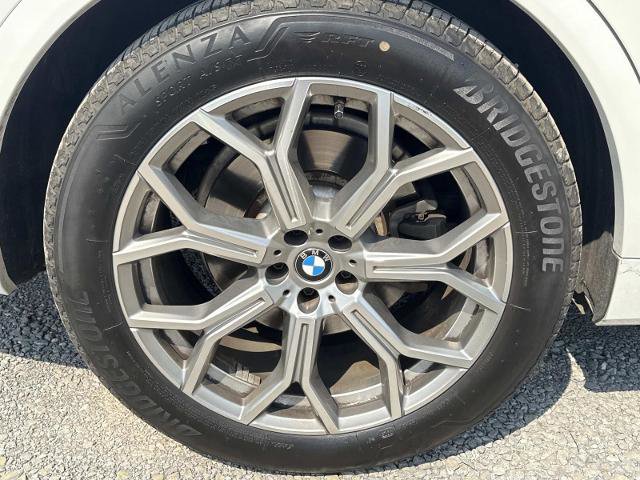 Used 2021 BMW X7 xDrive40i w/ Premium Package image 6