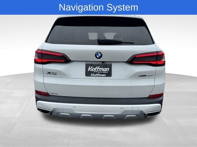 Used 2022 BMW X5 xDrive40i w/ Premium Package AWD/4WD image 4