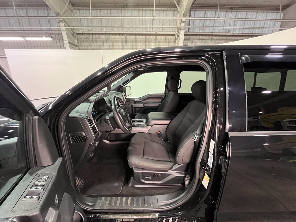 Certified 2019 Ford F150 XLT w/ Equipment Group 302A Luxury AWD/4WD image 16
